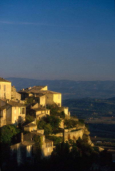 Gordes and the Luberon at dusk, Vaucluse.