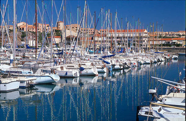 The port of Narbonne-Plage, Aude.