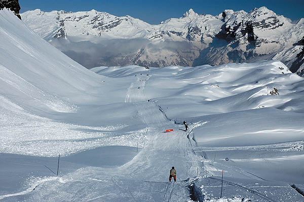 At 14km Cascade, between Flaine and Sixte-Fer-a-Cheval, is Europe's longest blue run.